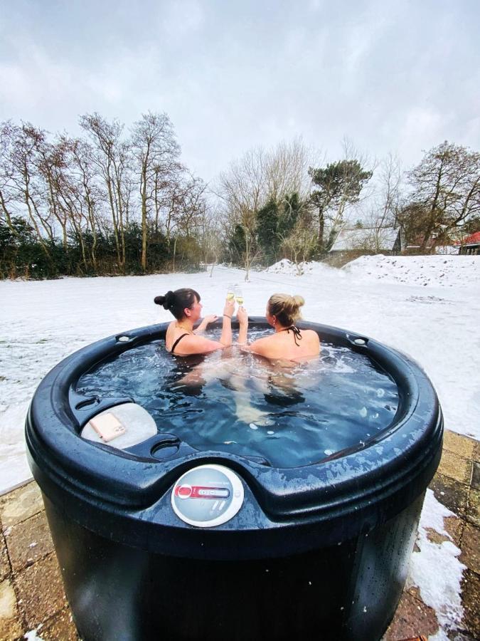 데쿠크 The Island Life Texel Met Jacuzzi 빌라 외부 사진