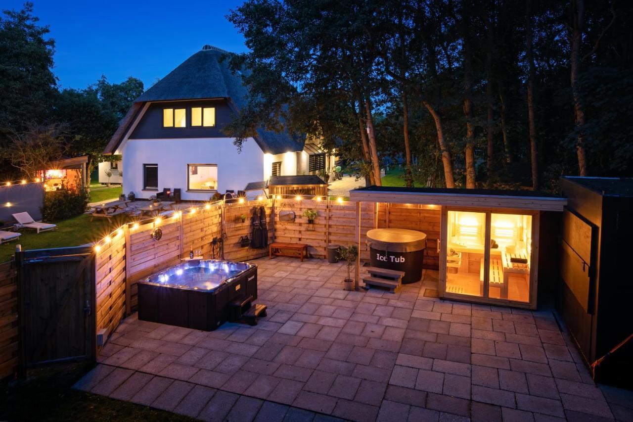 데쿠크 The Island Life Texel Met Jacuzzi 빌라 외부 사진